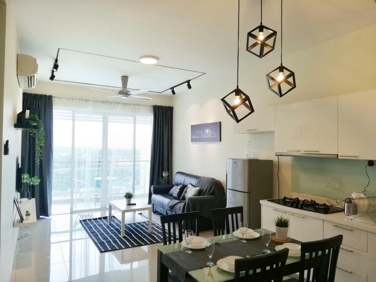 Ara Damansara Oasis Residence, Specious Home 4-8Pax, 8Min Subang Airport, 10Min Sunway Петалинг Джая Екстериор снимка